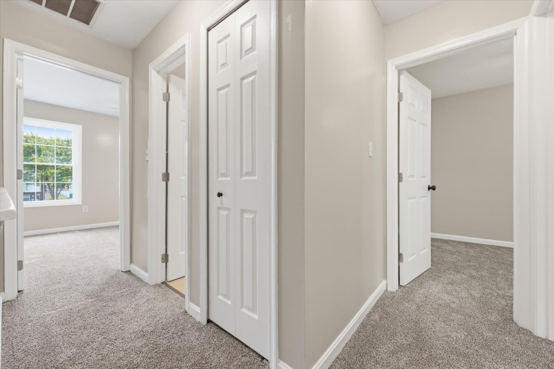 20116 Daniels Circle photo 37