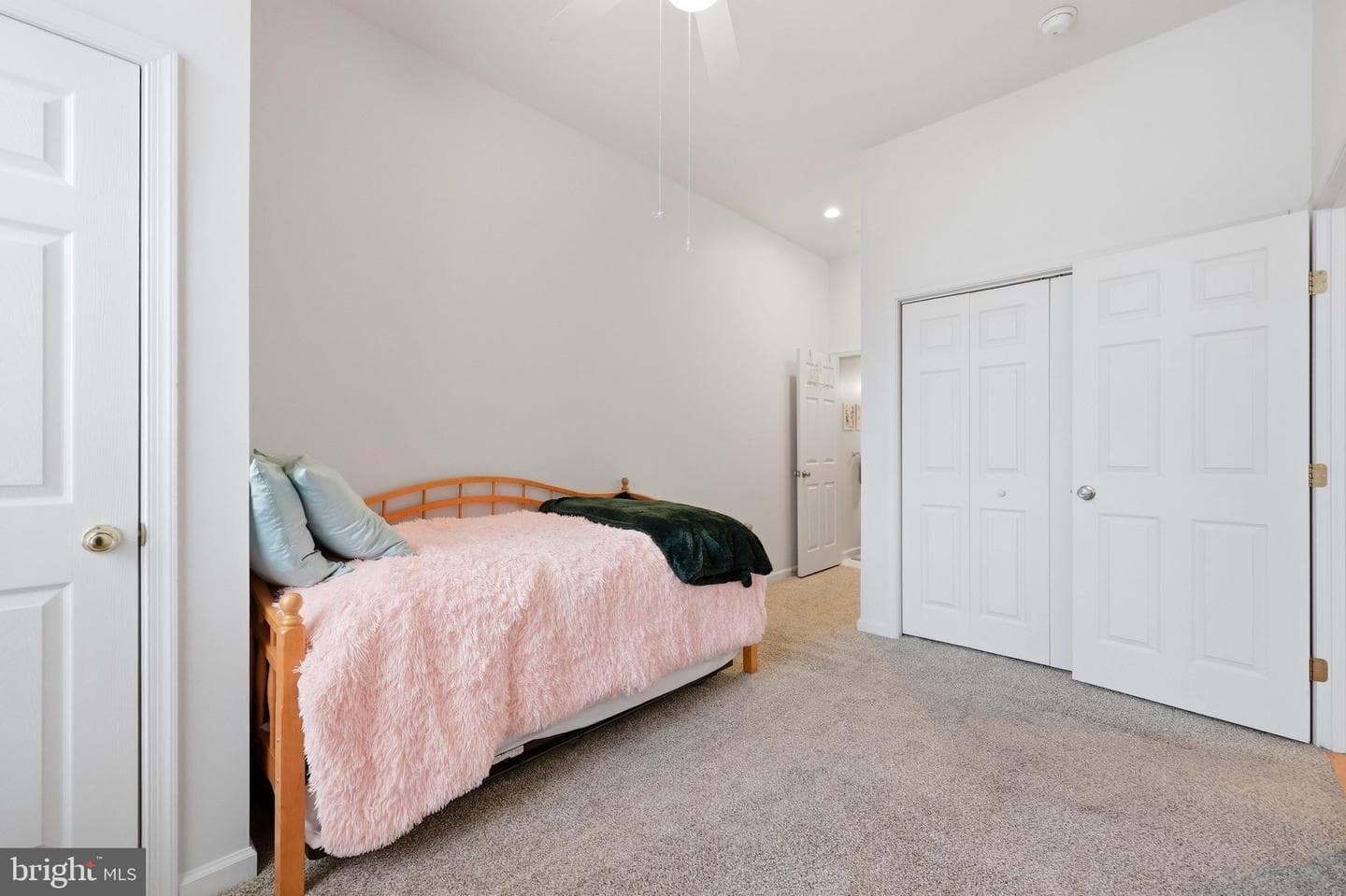 138 E Antietam Street #210 photo 23