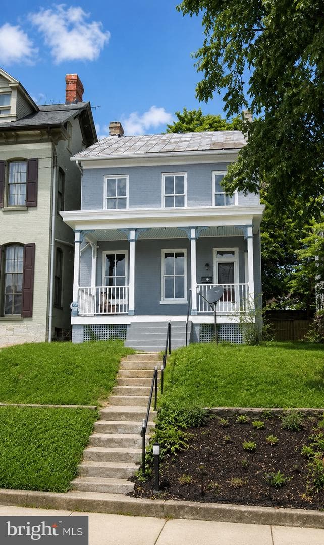 153 Summit Avenue, Hagerstown