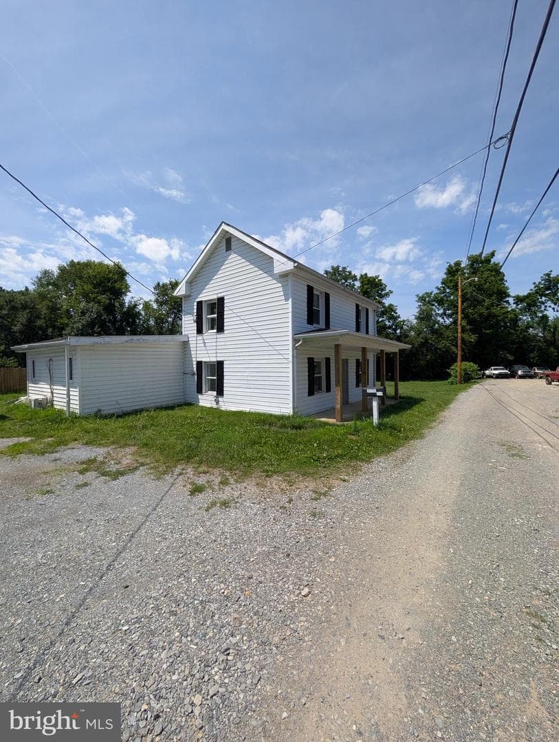18003 Davis Lane photo 4