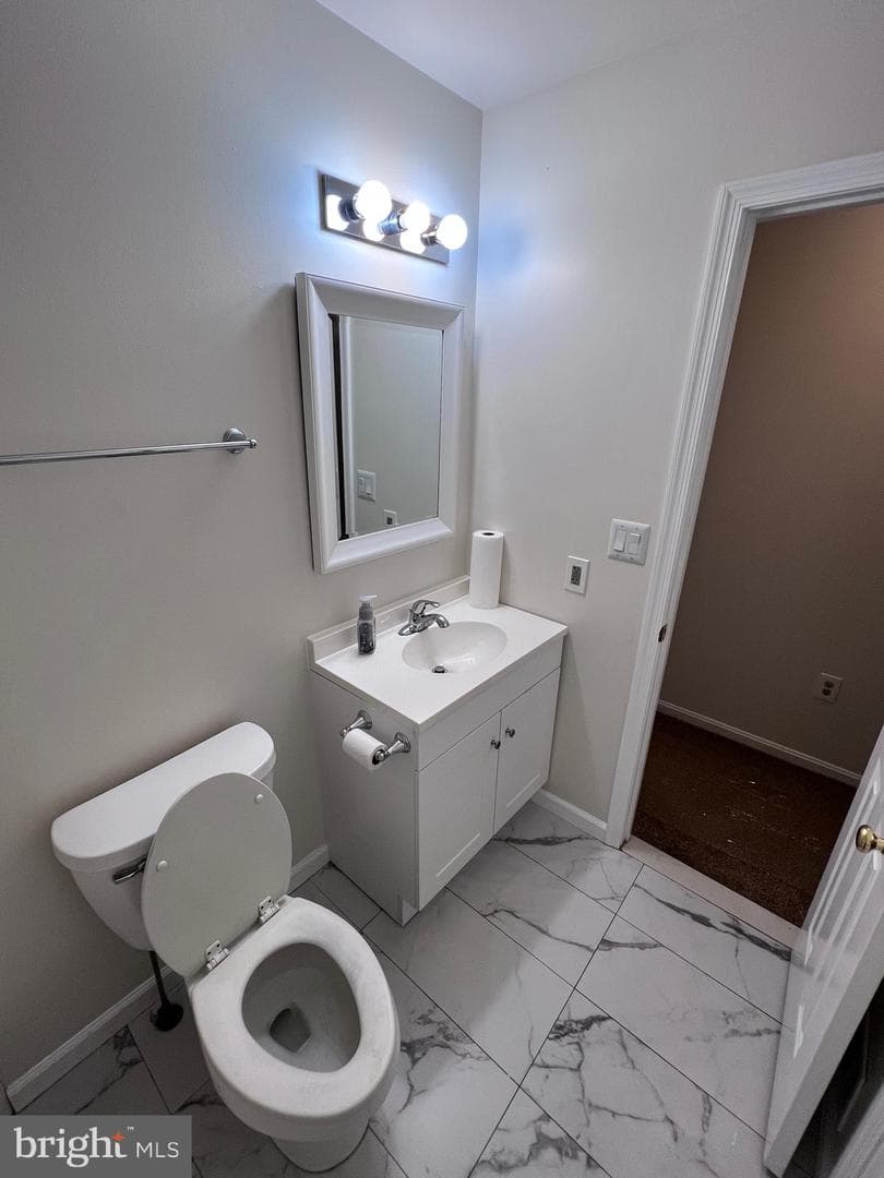 1230 Pinecrest Avenue photo 12