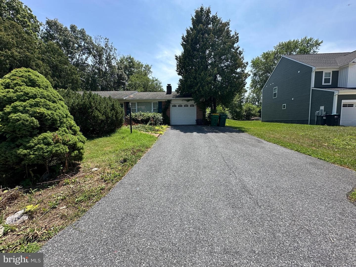 18529 Sherbrooke Drive photo 3