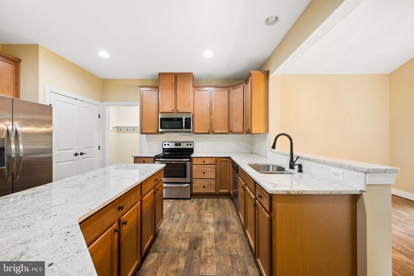 3010 Kaetzel Road photo 16