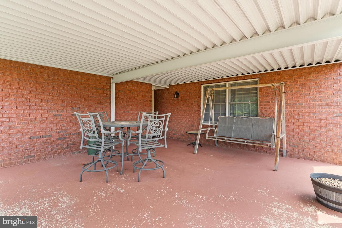 121 Chantilly Court photo 28