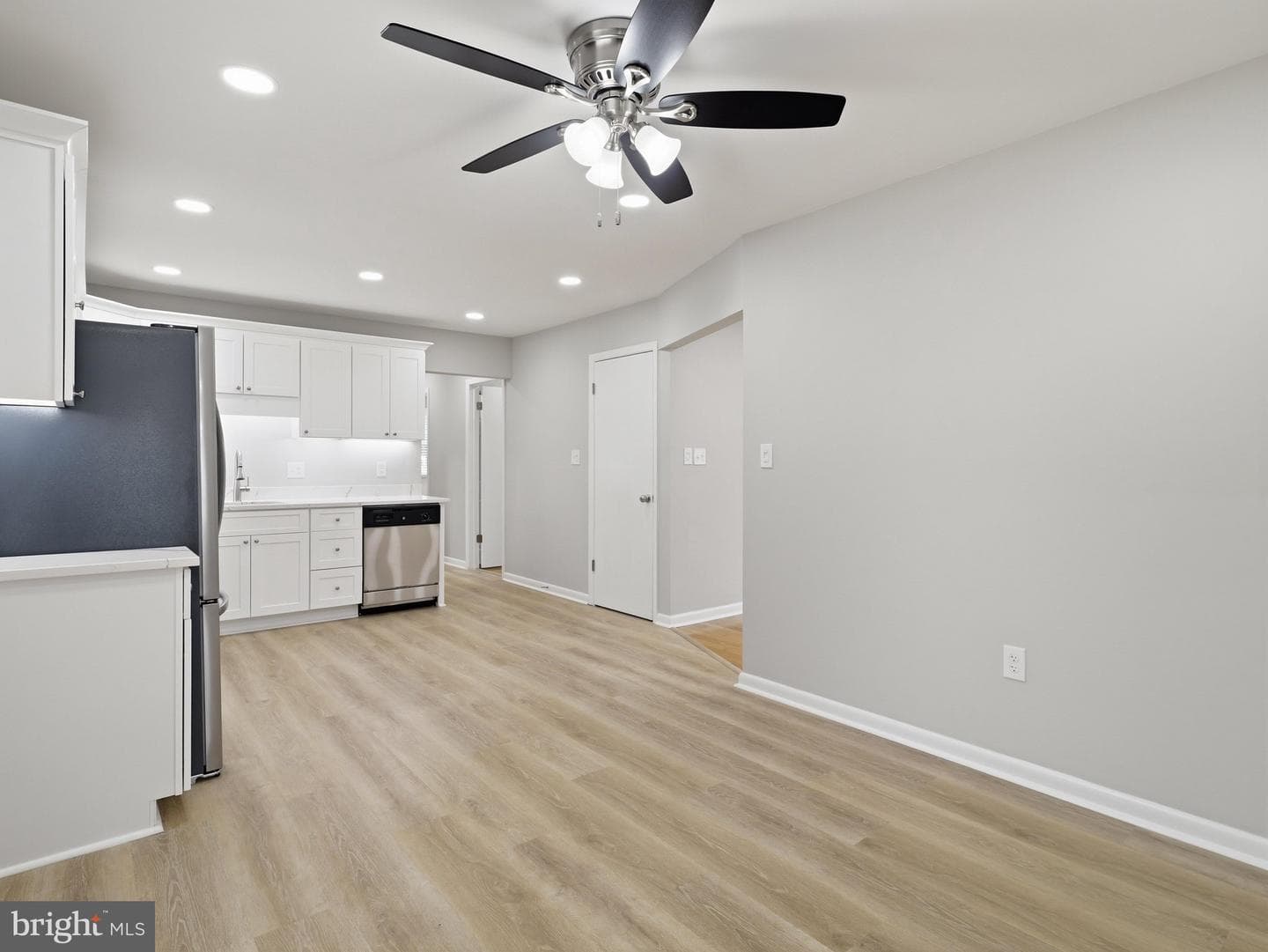 206 Weldon Drive photo 4