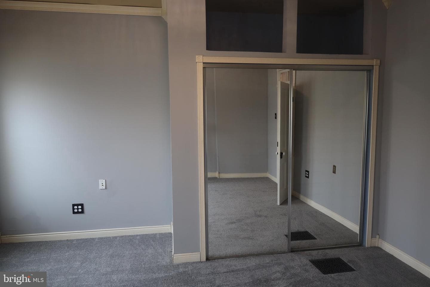 321 Mitchell Avenue photo 23