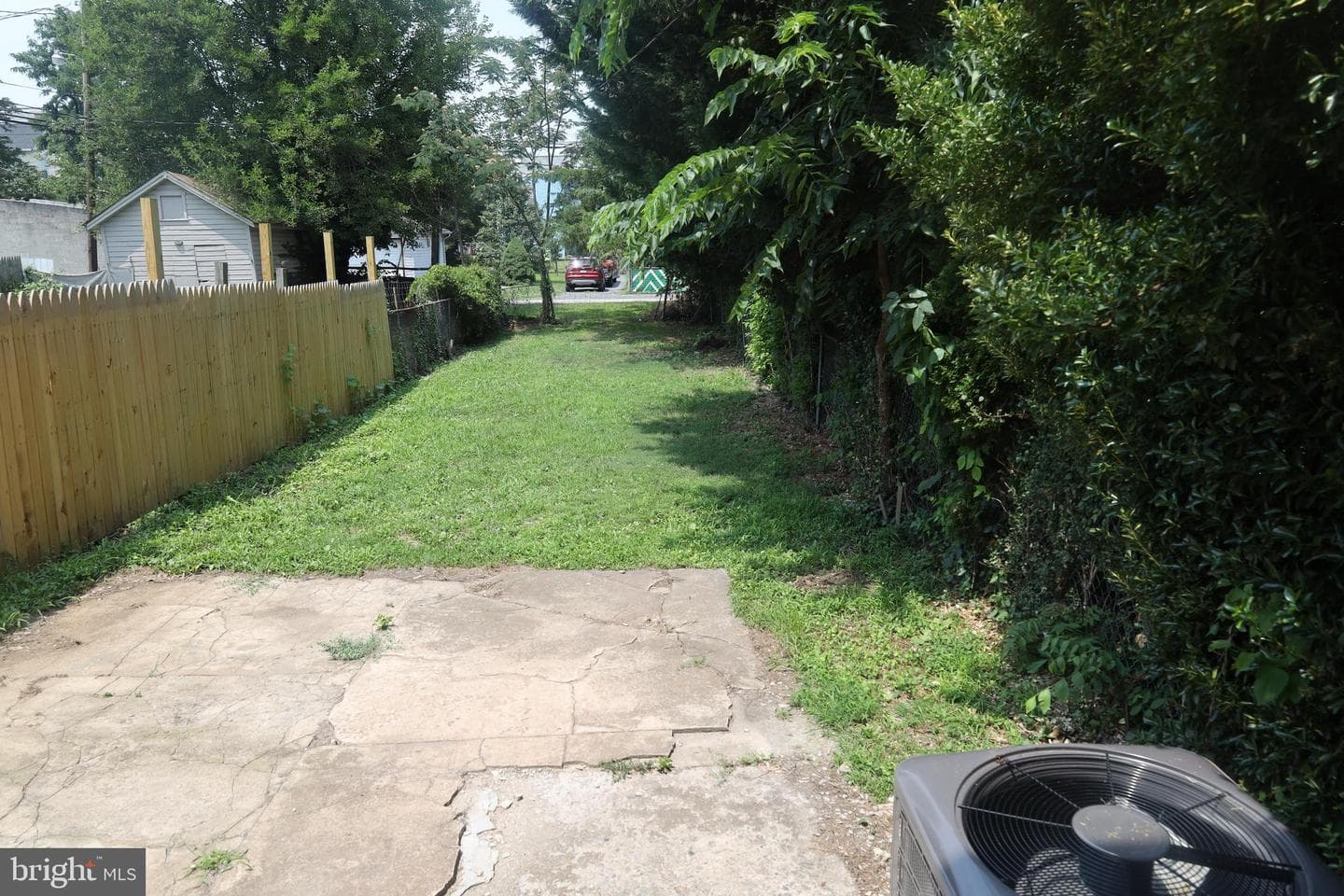 321 Mitchell Avenue photo 4