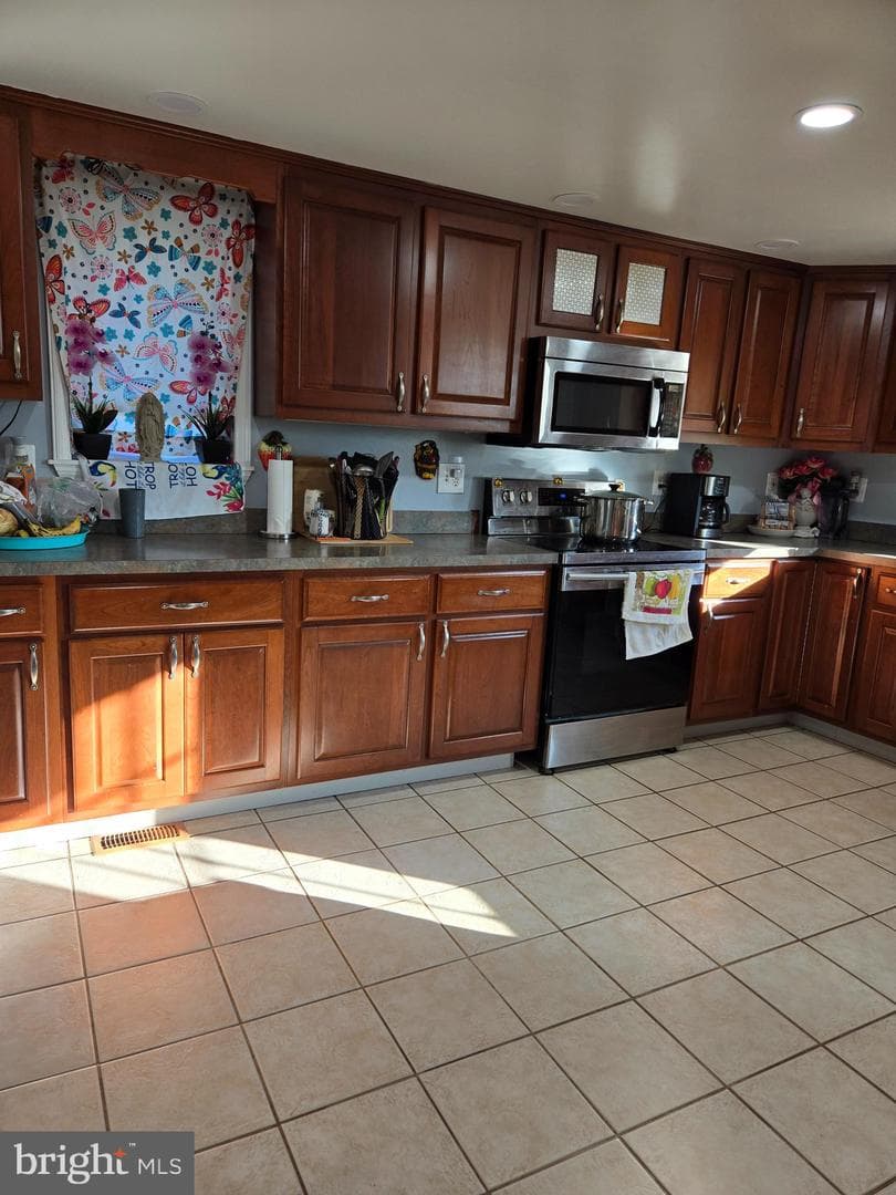 18023 Alpine Drive photo 12
