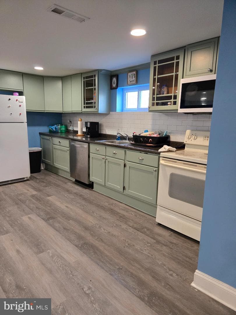 18023 Alpine Drive photo 28