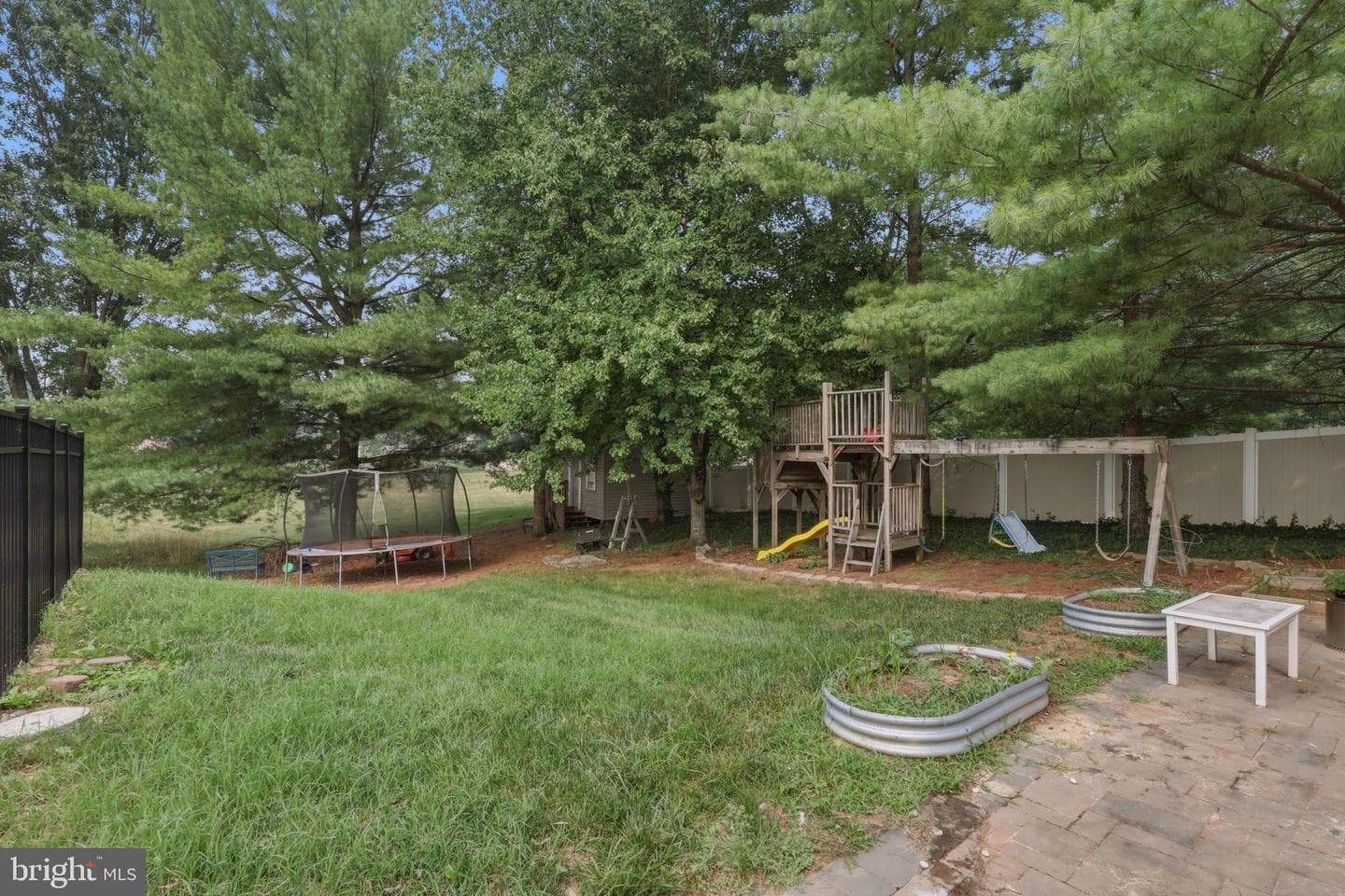 419 Links View Drive photo 34