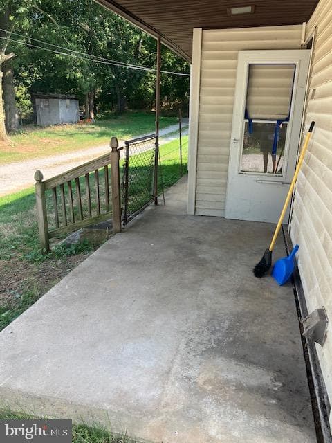 11905 Sun Valley Drive photo 5