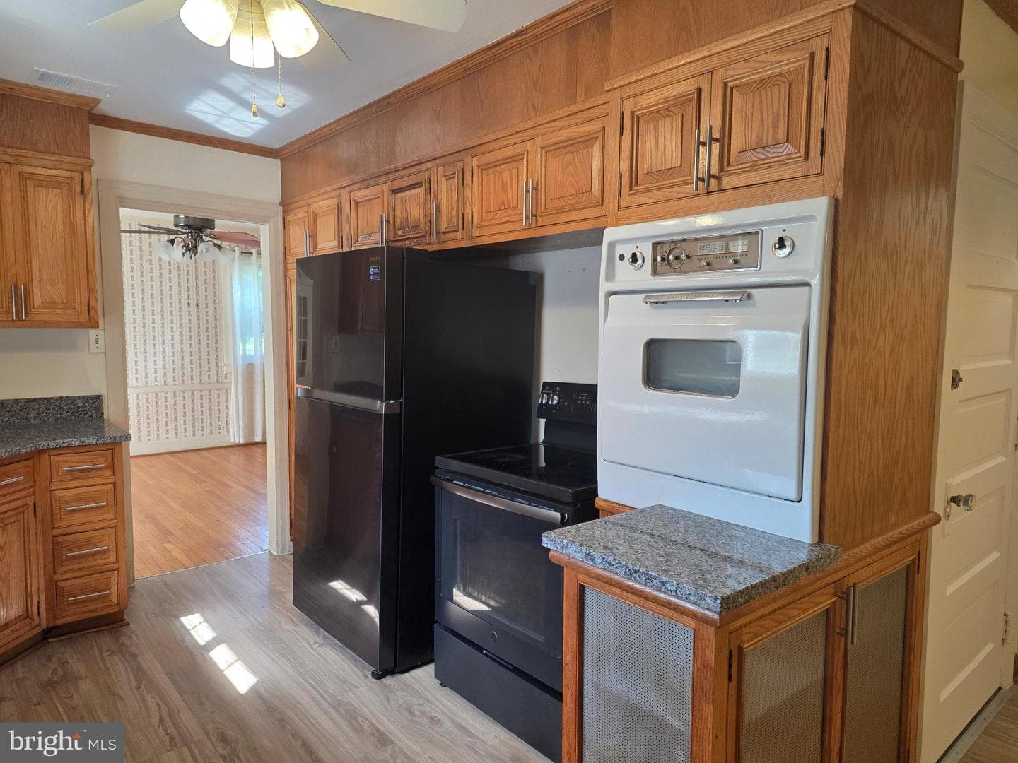 19011 Orchard Terrace Road photo 12