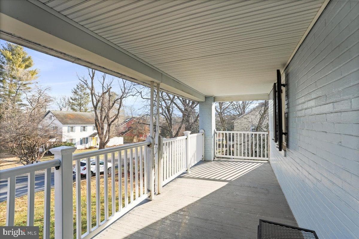 19011 Orchard Terrace Road photo 36