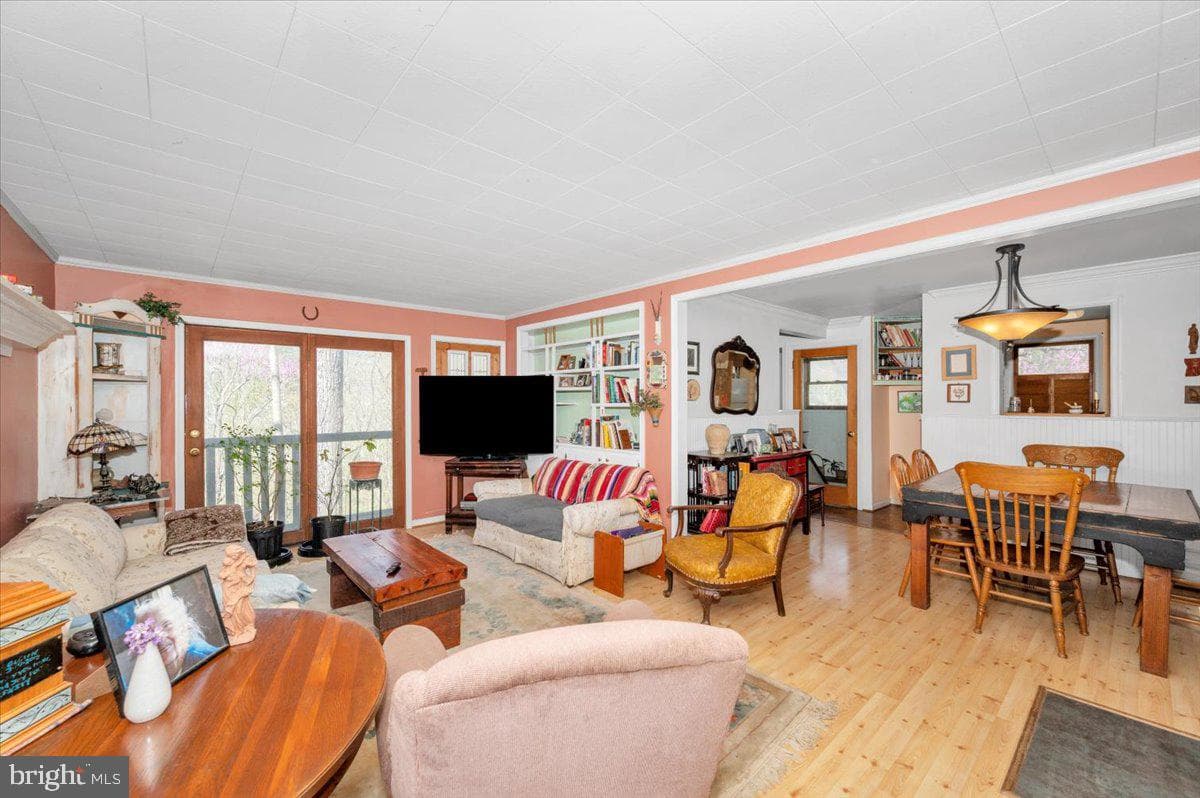 4304 Sharmans Run photo 9
