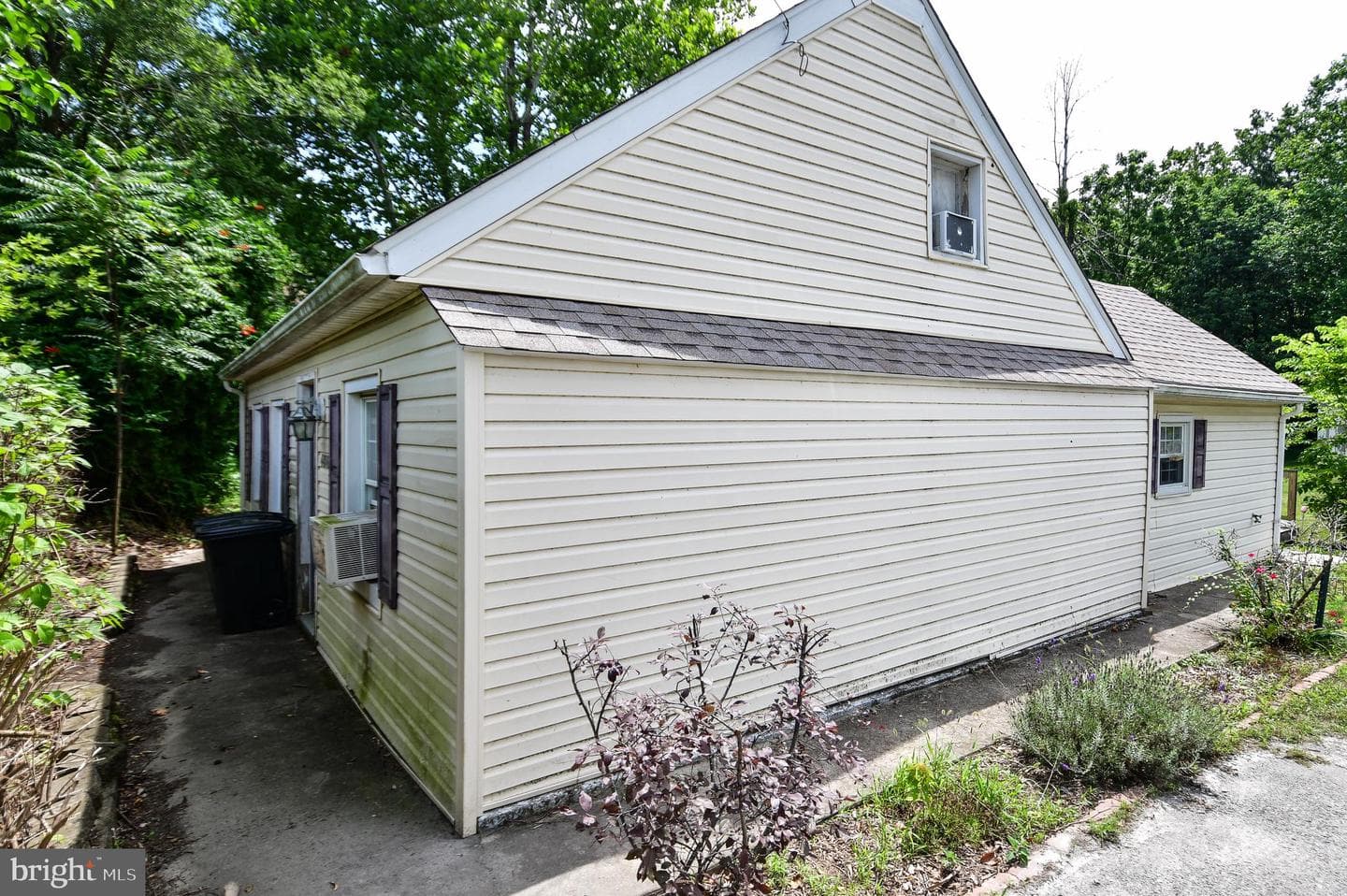 406 Potomac Street