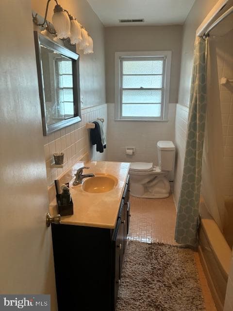 508 Douglas Road photo 38