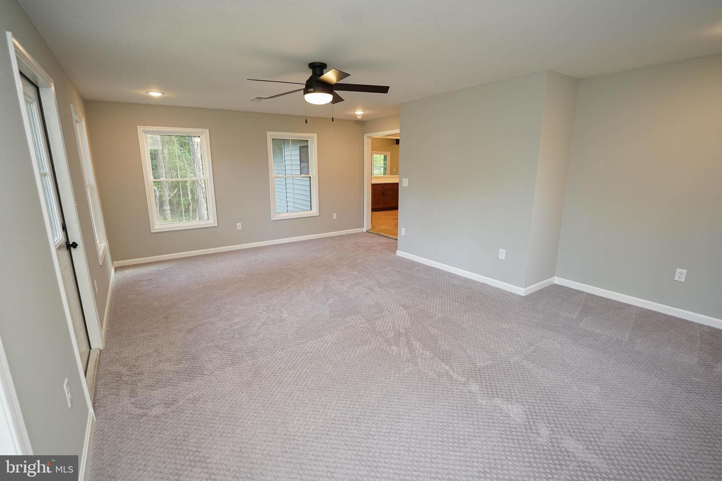 8292 Robin Hood Drive photo 17