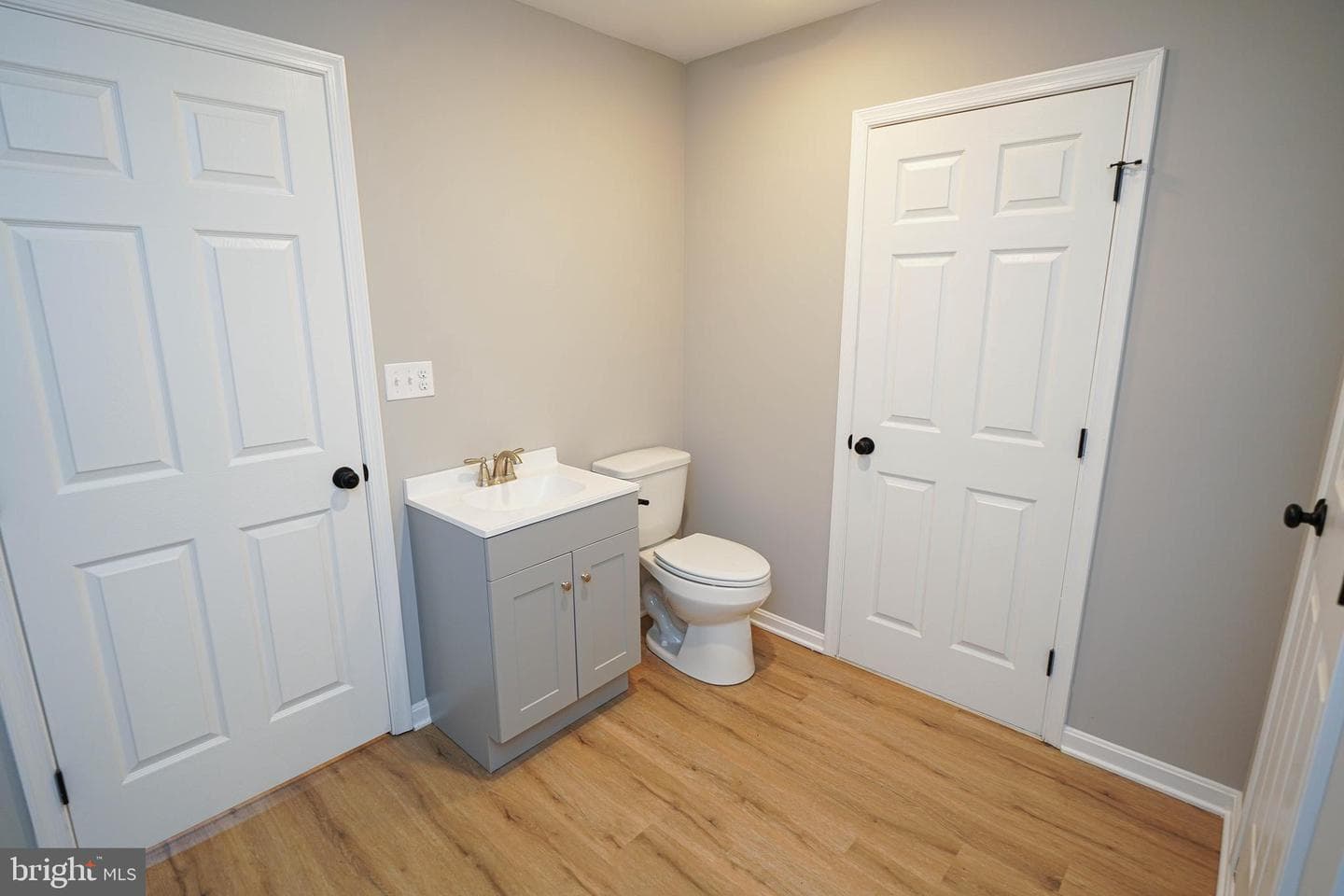8292 Robin Hood Drive photo 38