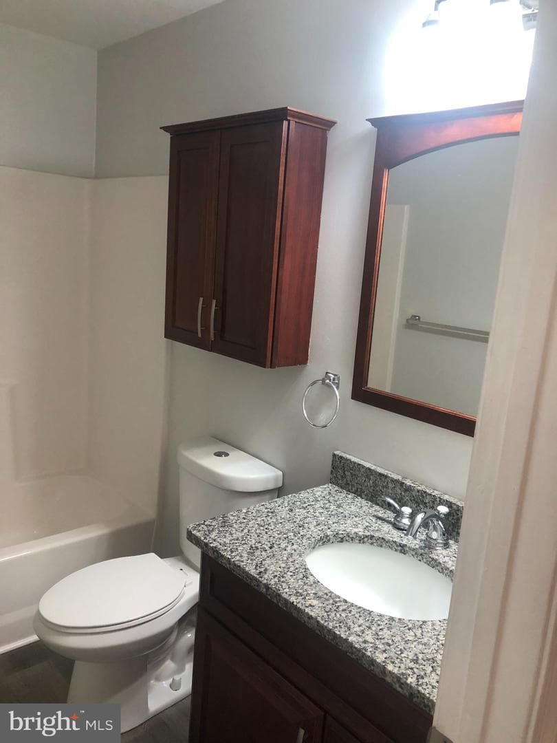 406 Venton Place photo 13