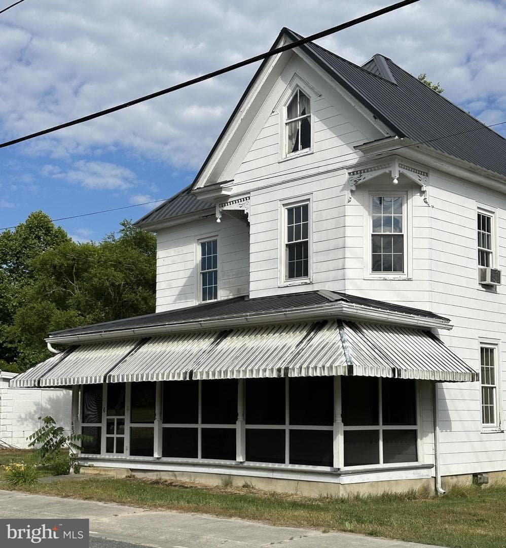 605 State Street photo 1
