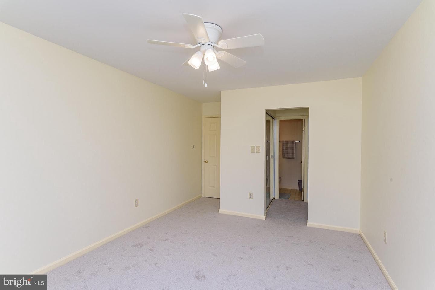 1004 Heron Court photo 17