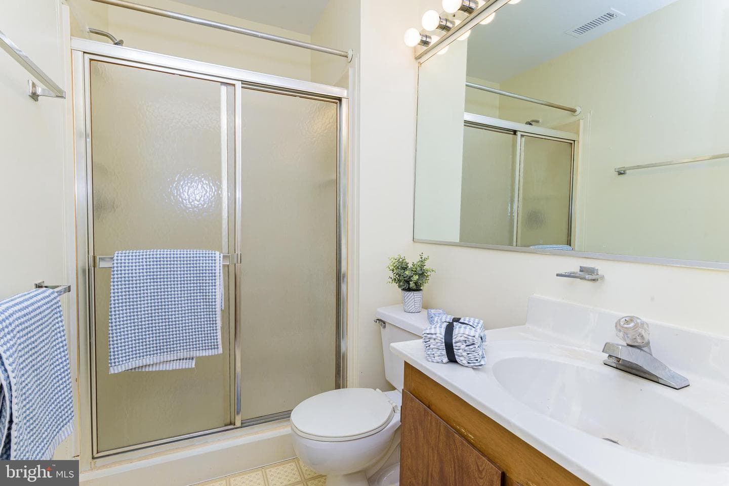 1004 Heron Court photo 21