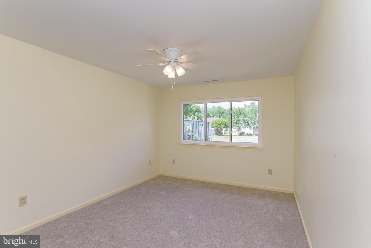 1004 Heron Court photo 9