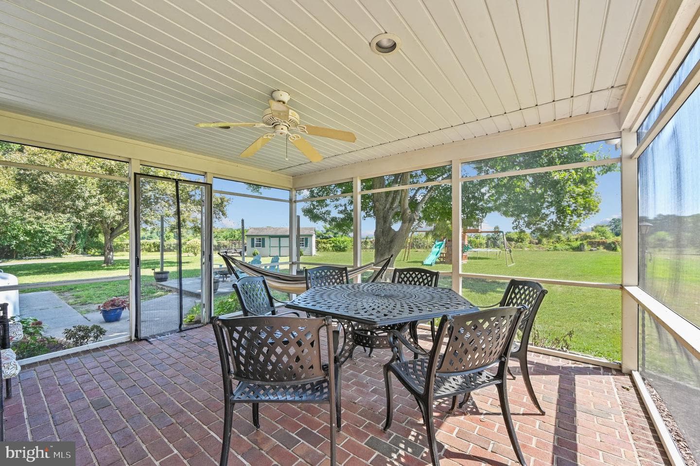 6473 Cobblestone Court photo 21