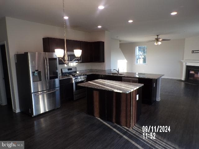 410 Twin Creeks Drive photo 12
