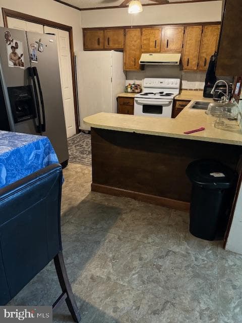 7569 Buckman Avenue photo 16