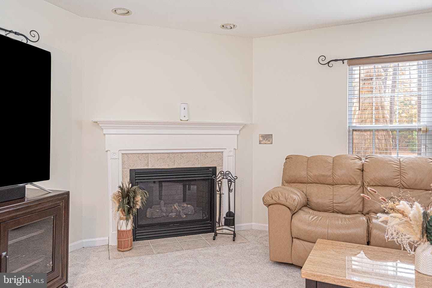 6275 Strawberry Way photo 15