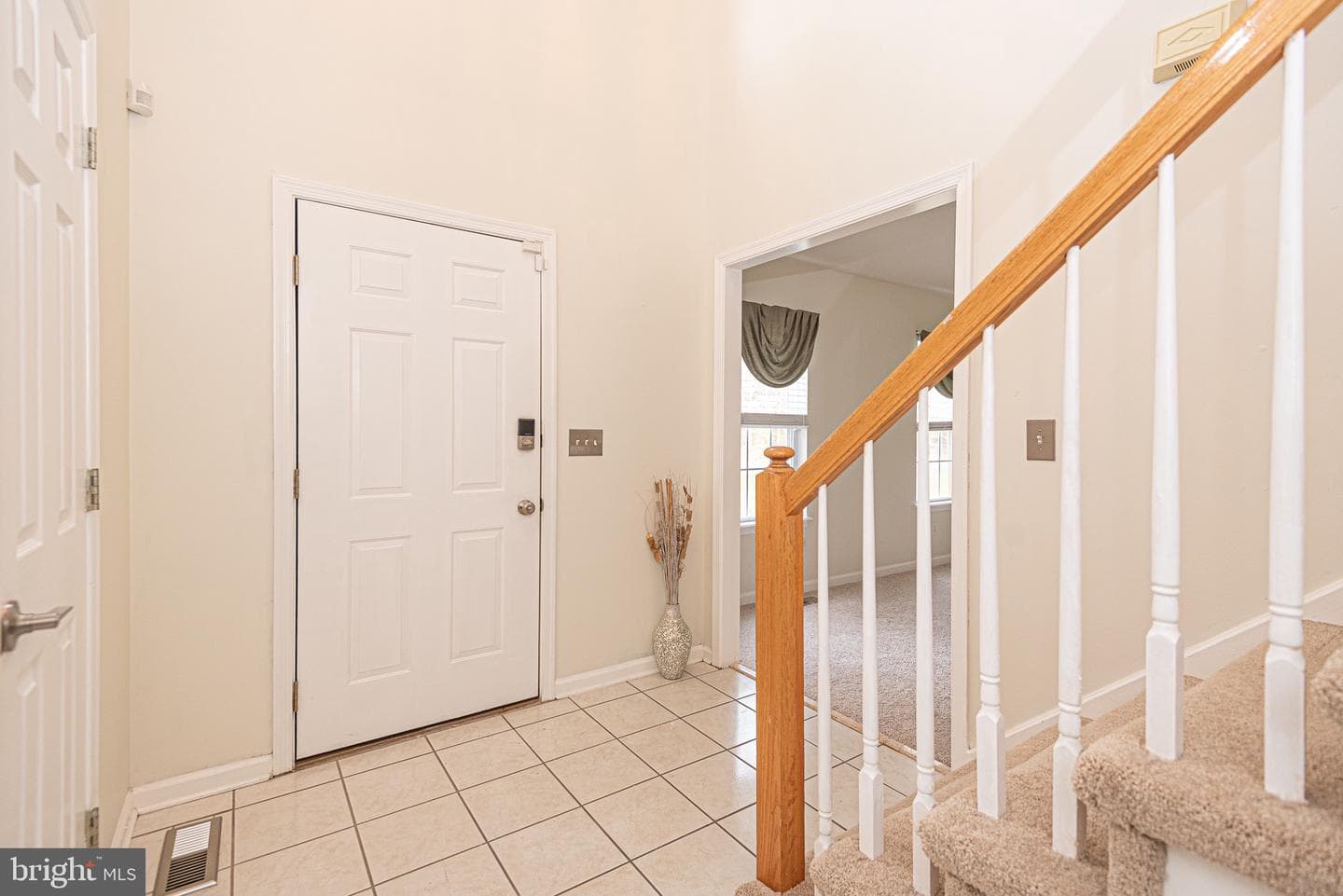 6275 Strawberry Way photo 2