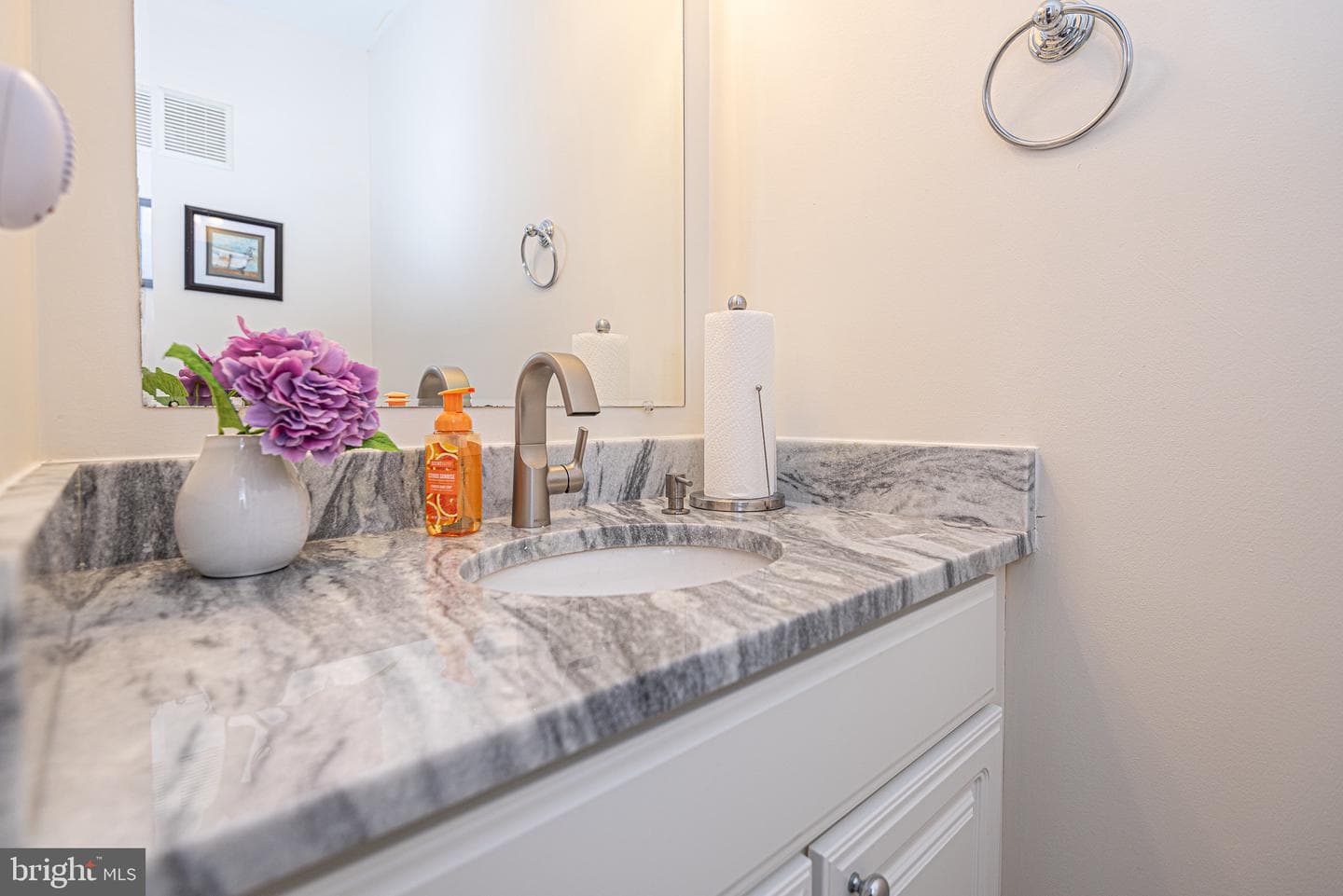 6275 Strawberry Way photo 20