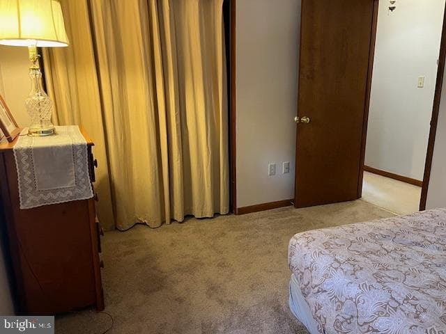 906 Friar Tuck Lane photo 24