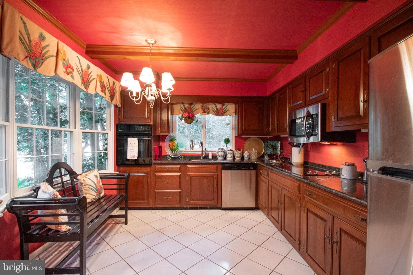 8398 Hilda Drive photo 11