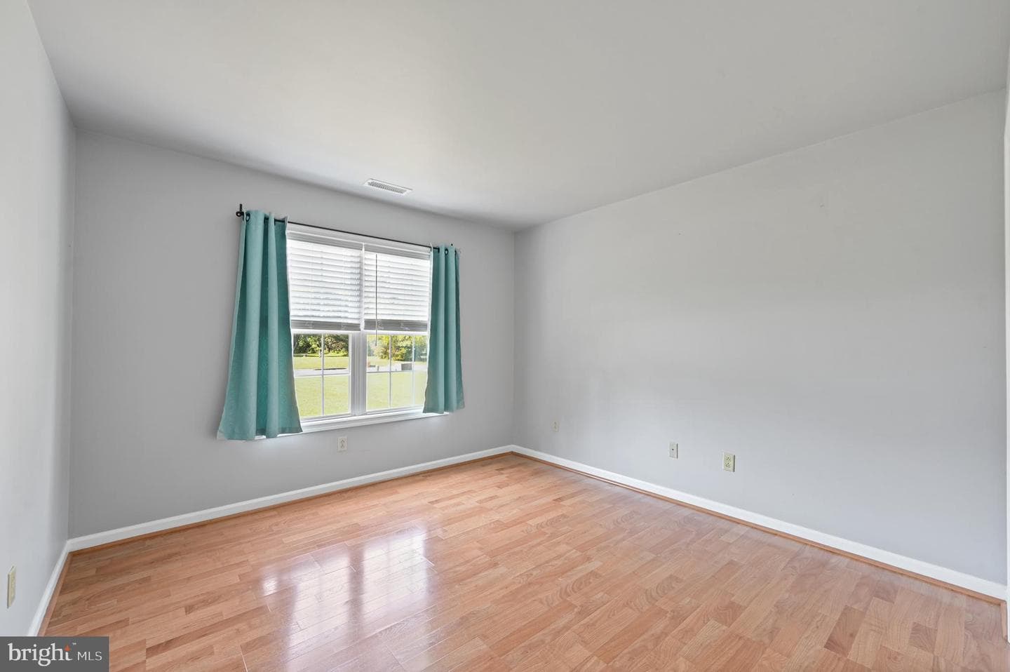 215 Mildale Drive photo 12