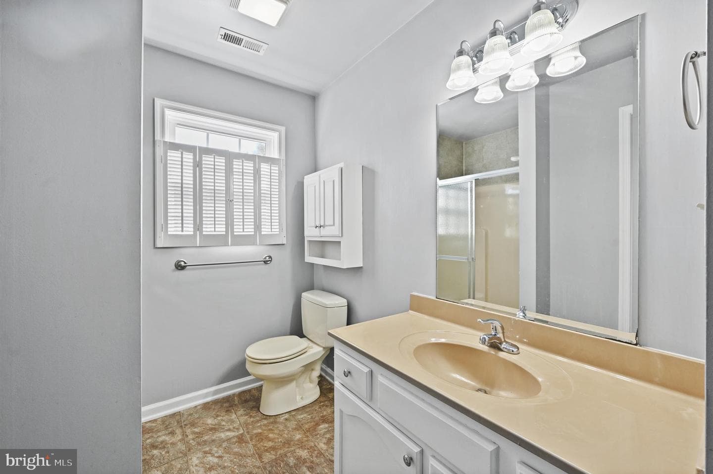 215 Mildale Drive photo 13