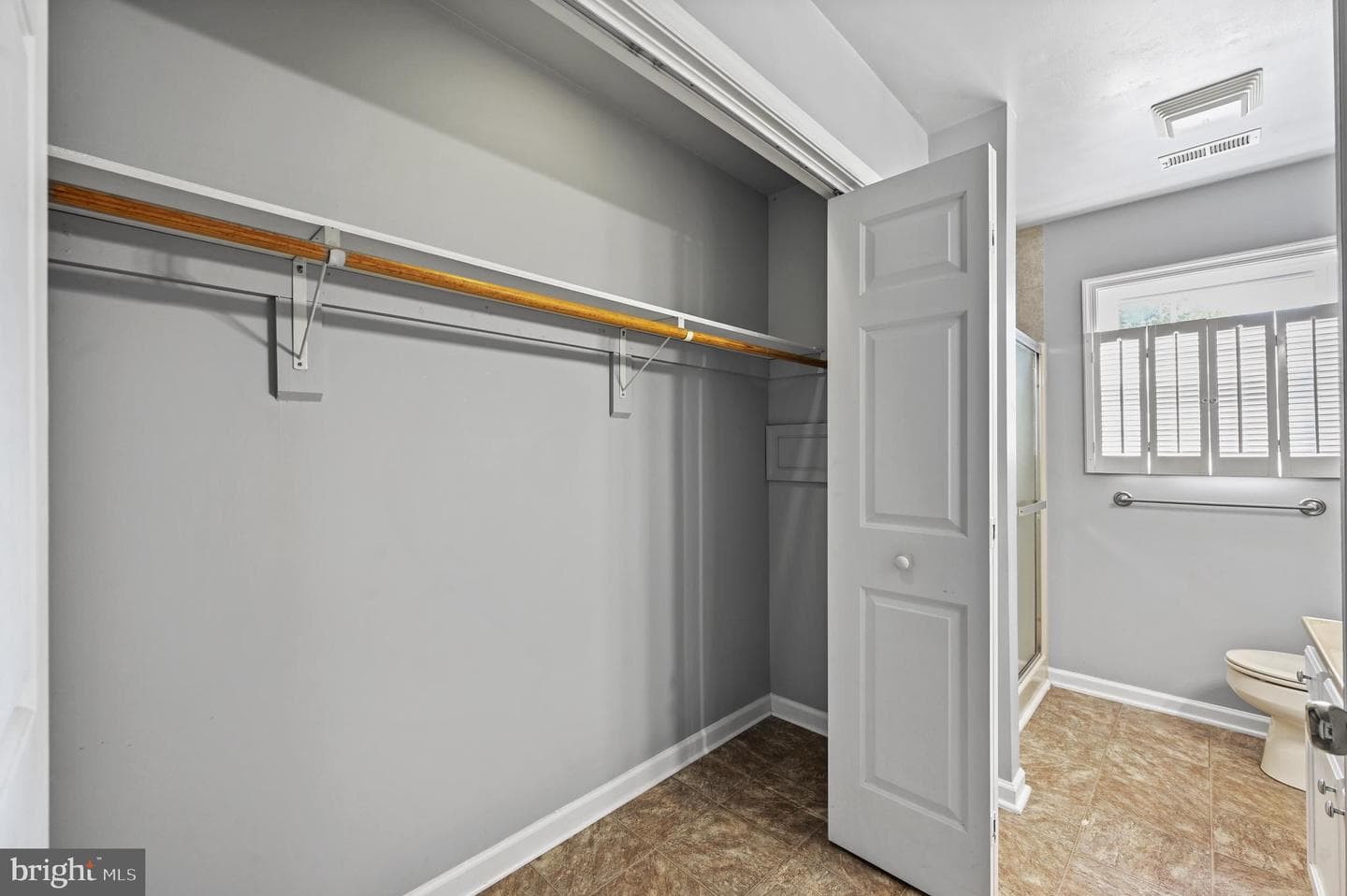 215 Mildale Drive photo 14