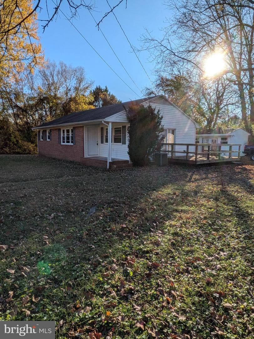 200 Benjamin Avenue photo 1