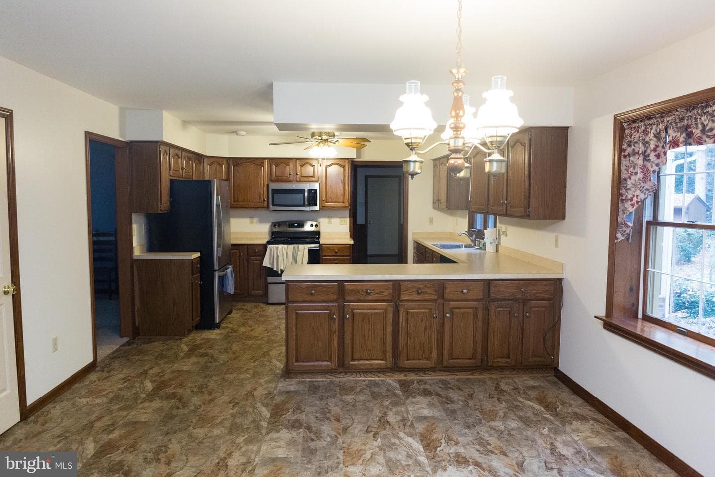 27103 Scotland Parkway photo 13