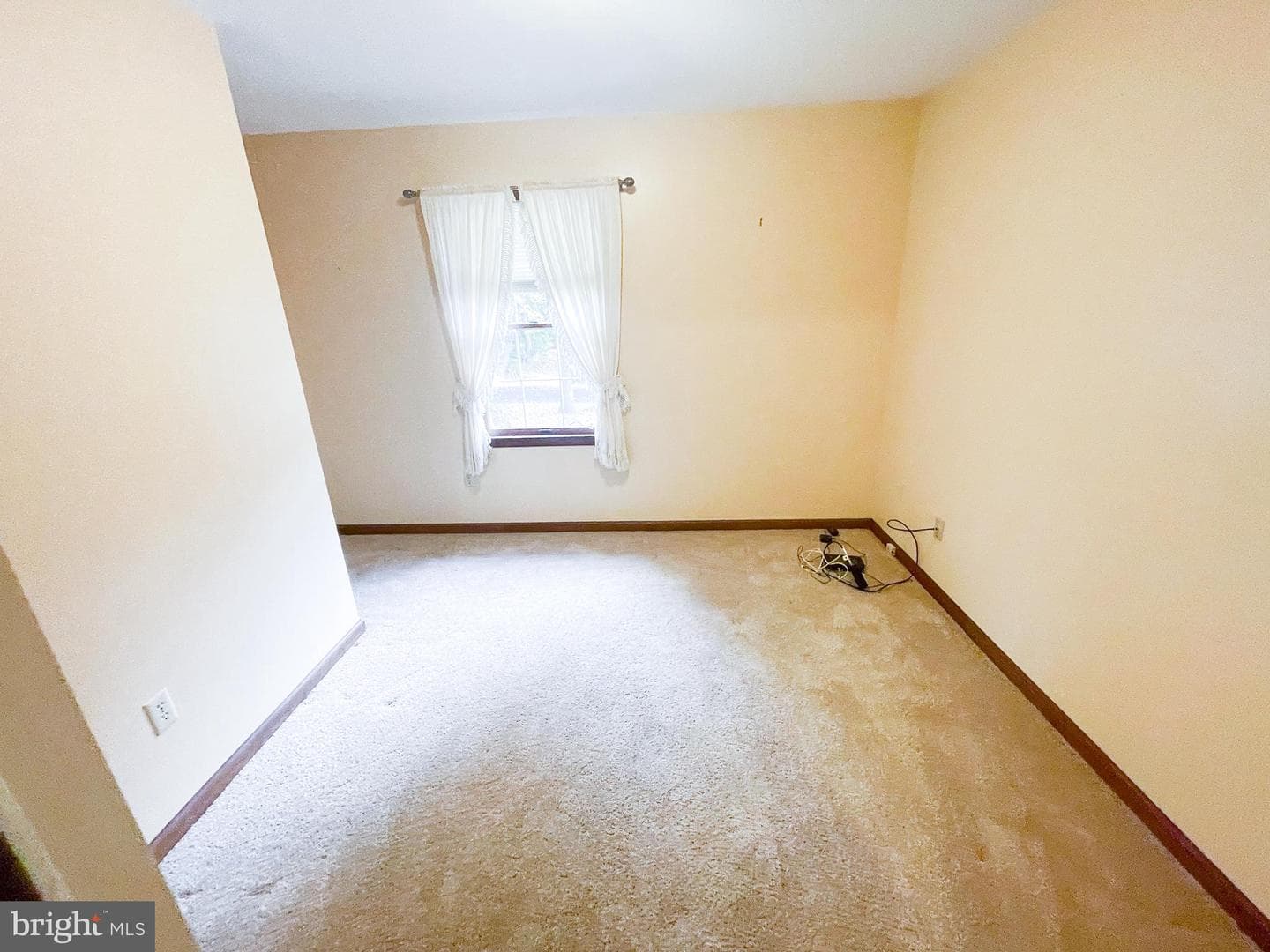 27103 Scotland Parkway photo 32