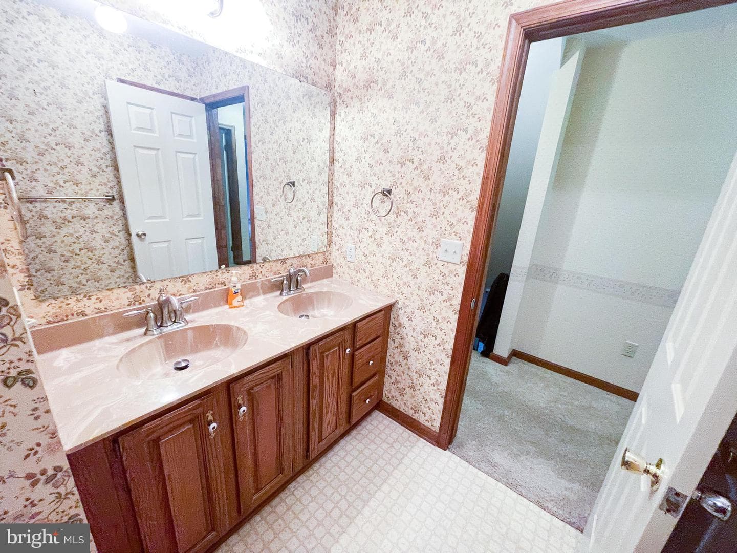 27103 Scotland Parkway photo 33