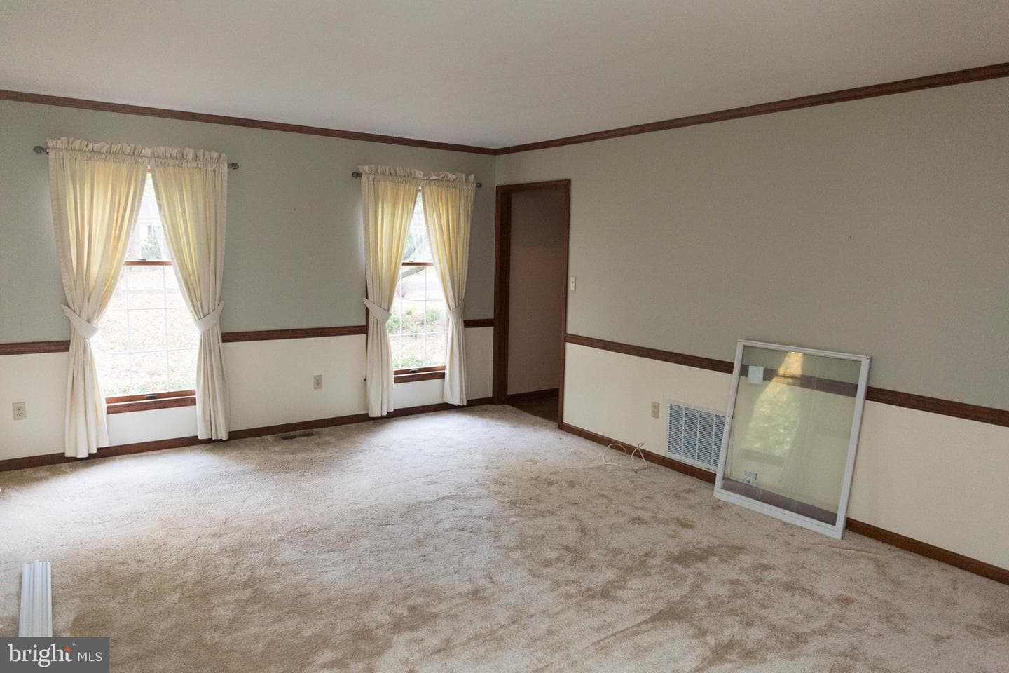 27103 Scotland Parkway photo 8