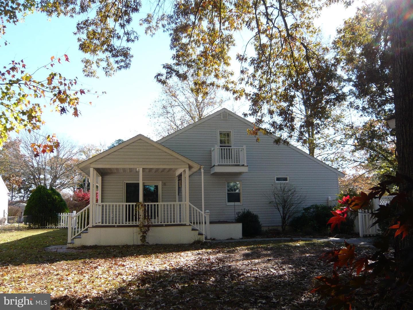 1526 Magnolia Drive photo 4