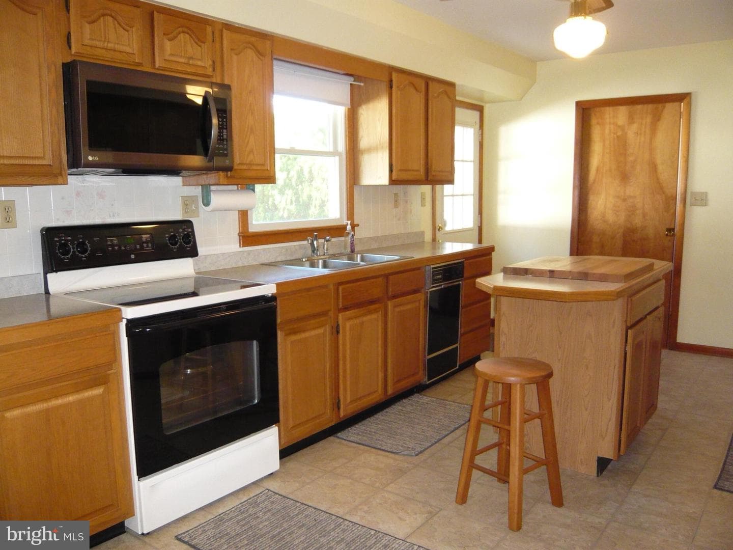 1526 Magnolia Drive photo 8