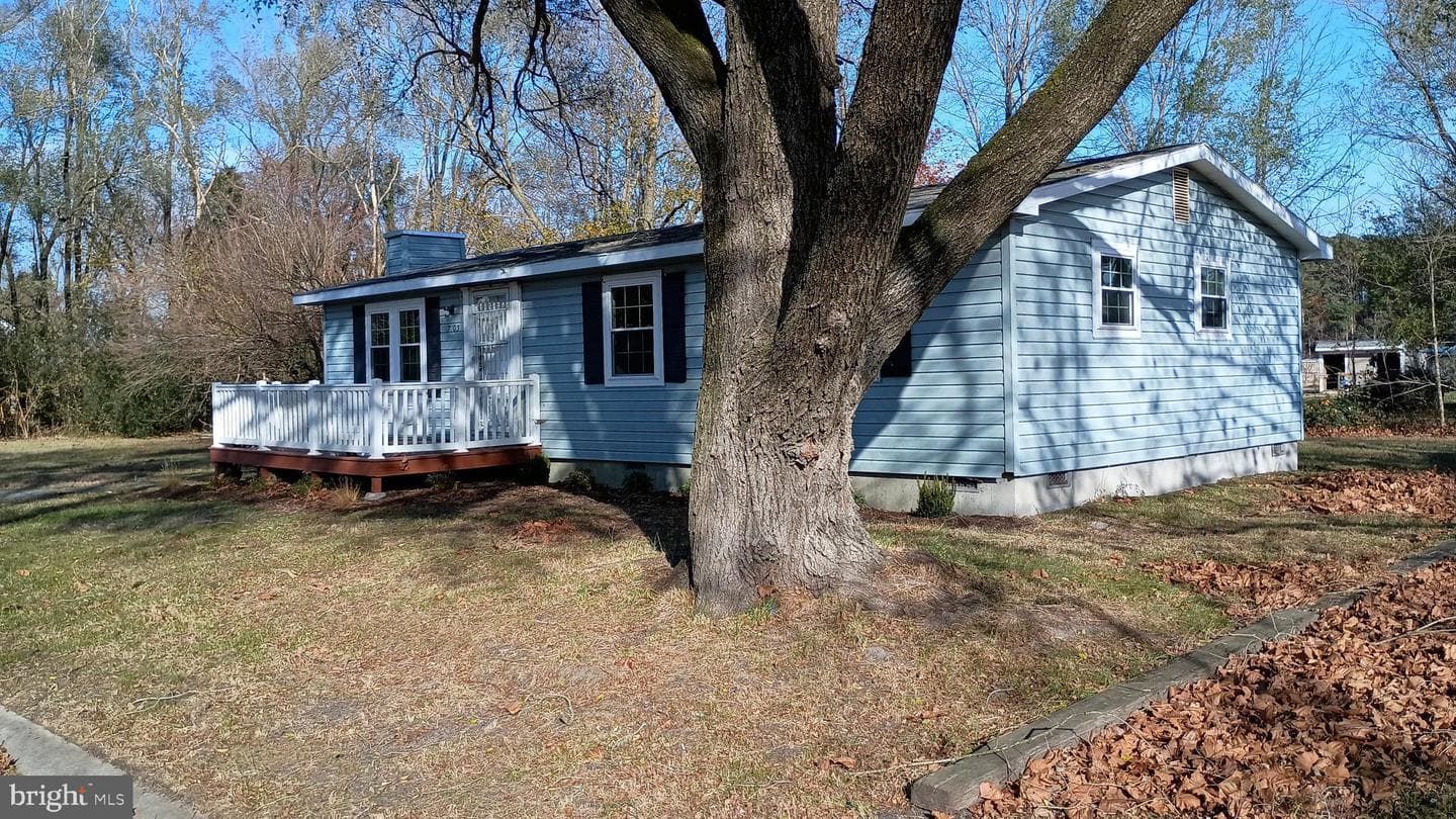 7105 Wainwright Avenue photo 3