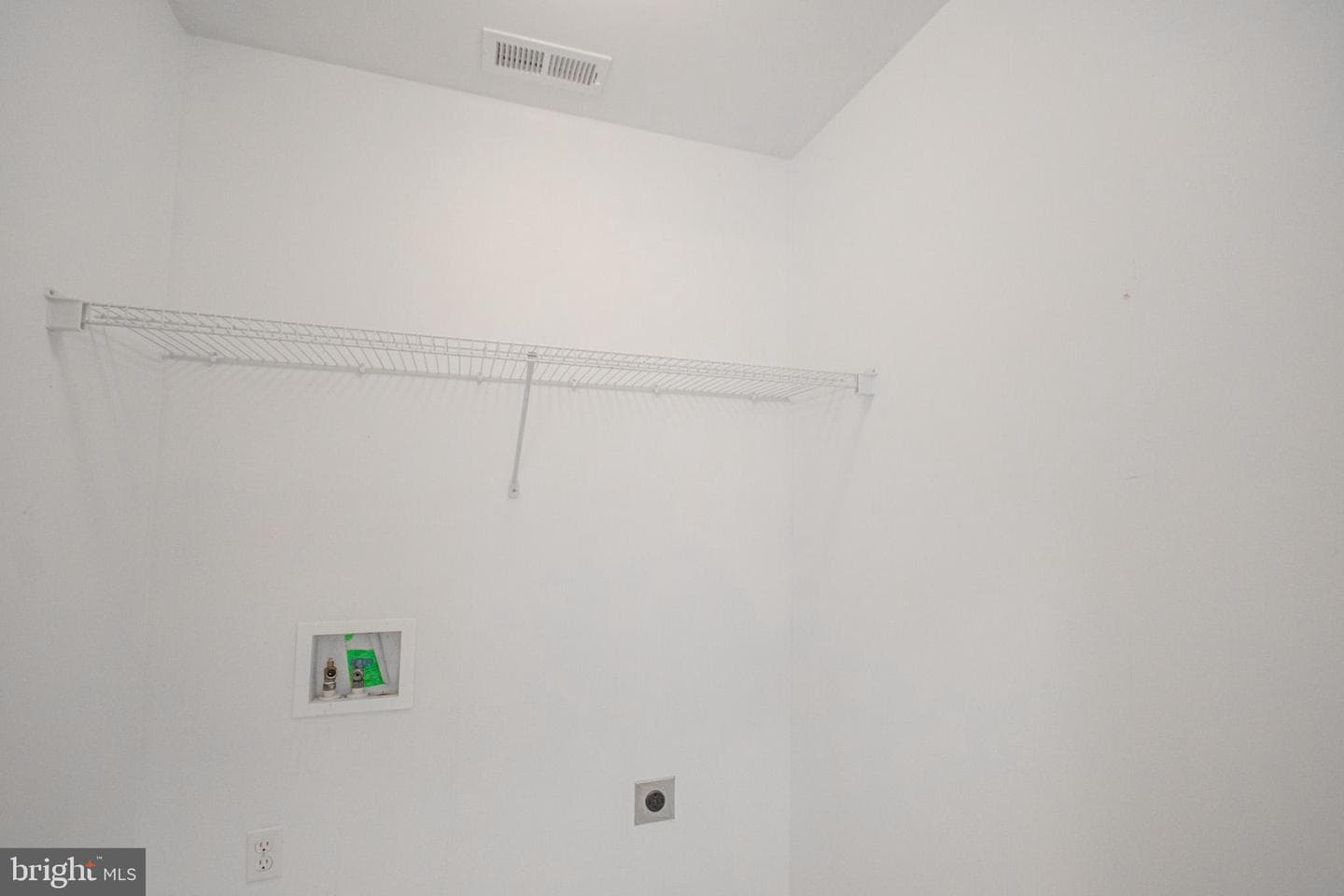 900 Emerald Court photo 23
