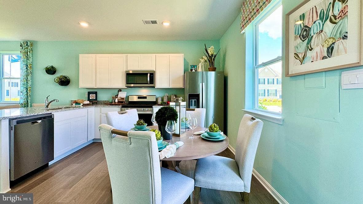 817 Mersey Lane photo 9