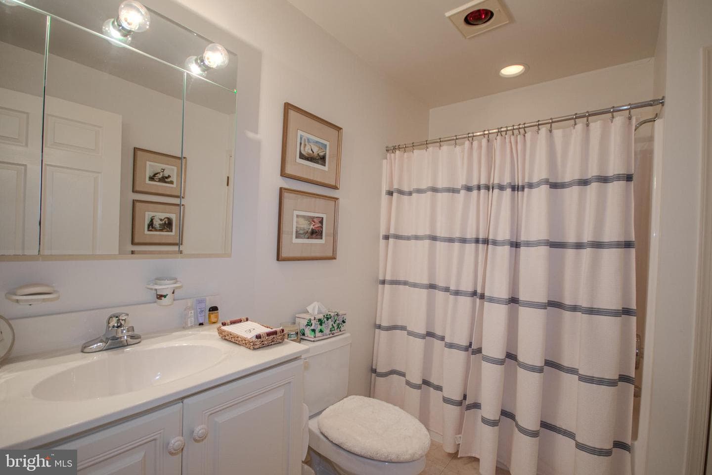 1103 S Schumaker Drive #c-209 photo 18