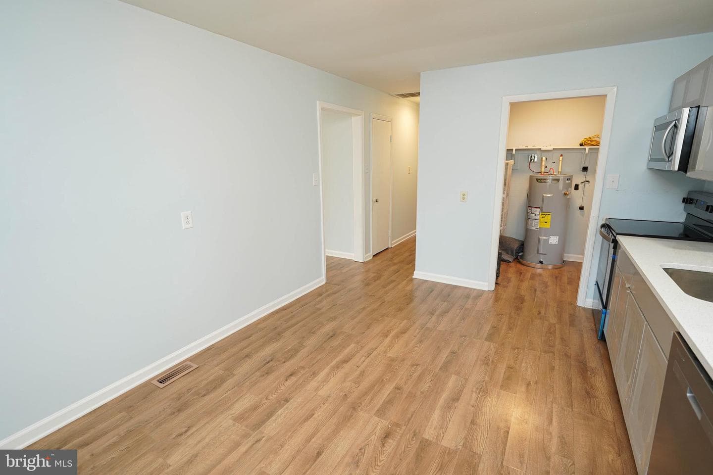 28144 Stanford Road photo 10
